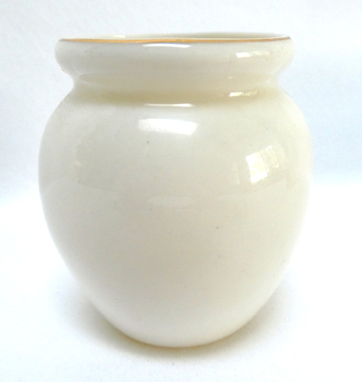 Antique Arcadian Miniature White Porcelain Pot or Vessel Made by Arkinstall & Sons: Featuring Knaresborough Castle in North Yorkshire