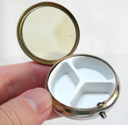 1960's Vintage Canadian Souvenir Silver Metal Pillbox with Hinged Lid and Clasp: Celebrating the Famous Nova Scotia Racing Schooner, THE BLUENOSE II
