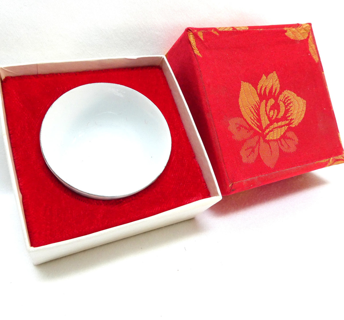 1970's Vintage Thin White Porcelain Kung Fu Teacup, Presented in the Original Lidded Red Cloth Gift Box