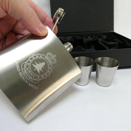Contemporary Stainless Steel Hip Flask Gift Set: Featuring Laser-Engraved CFB Borden Juno Beach Junior Ranks Military Mess Name and Crest