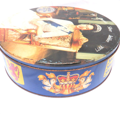 CARR'S ASSORTED BISQUITS, The Queen's Silver Jubilee Portrait Tin, 1977