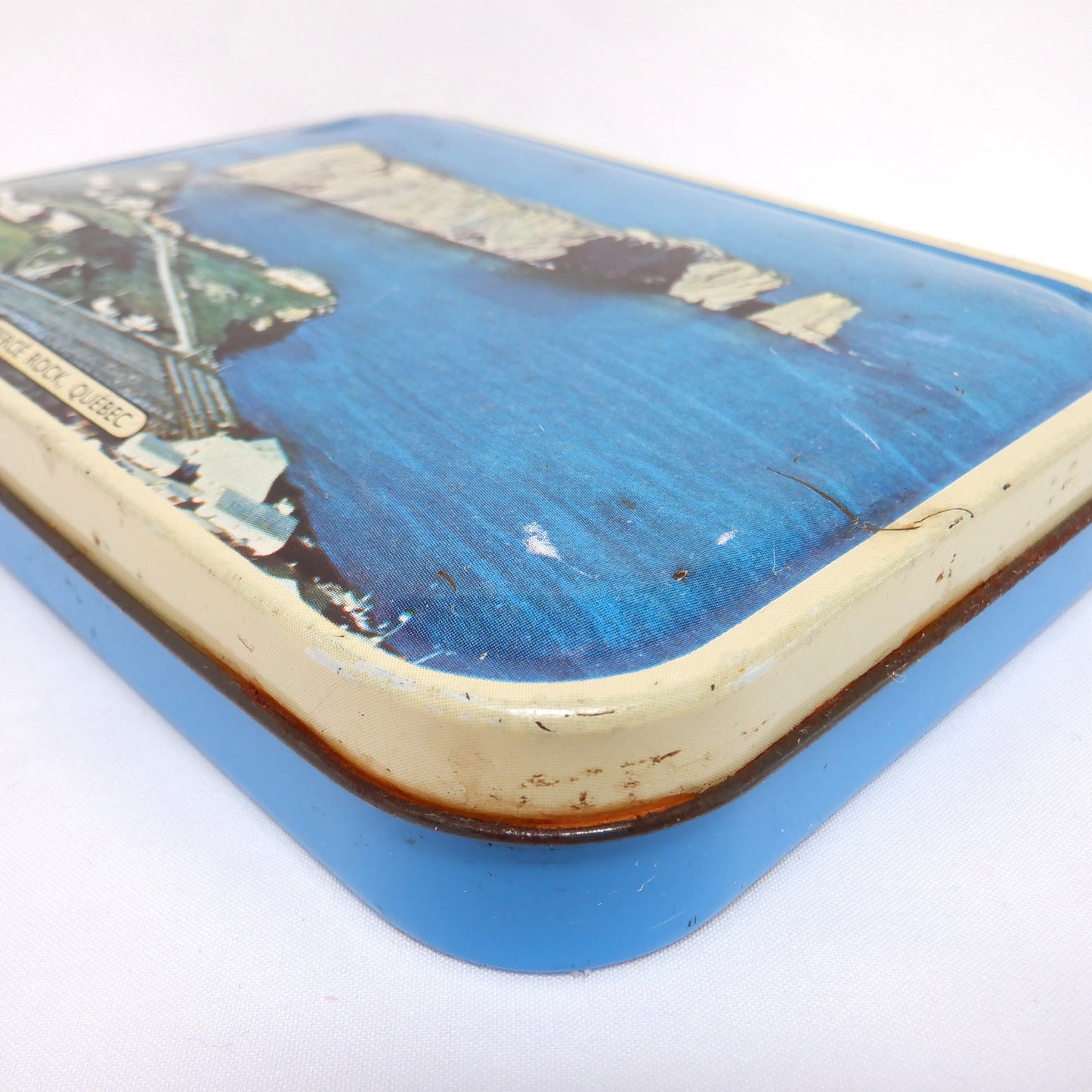 BLUE BIRD TOFFEE Vintage Tin: Perce Rock, Quebec, Canada #2