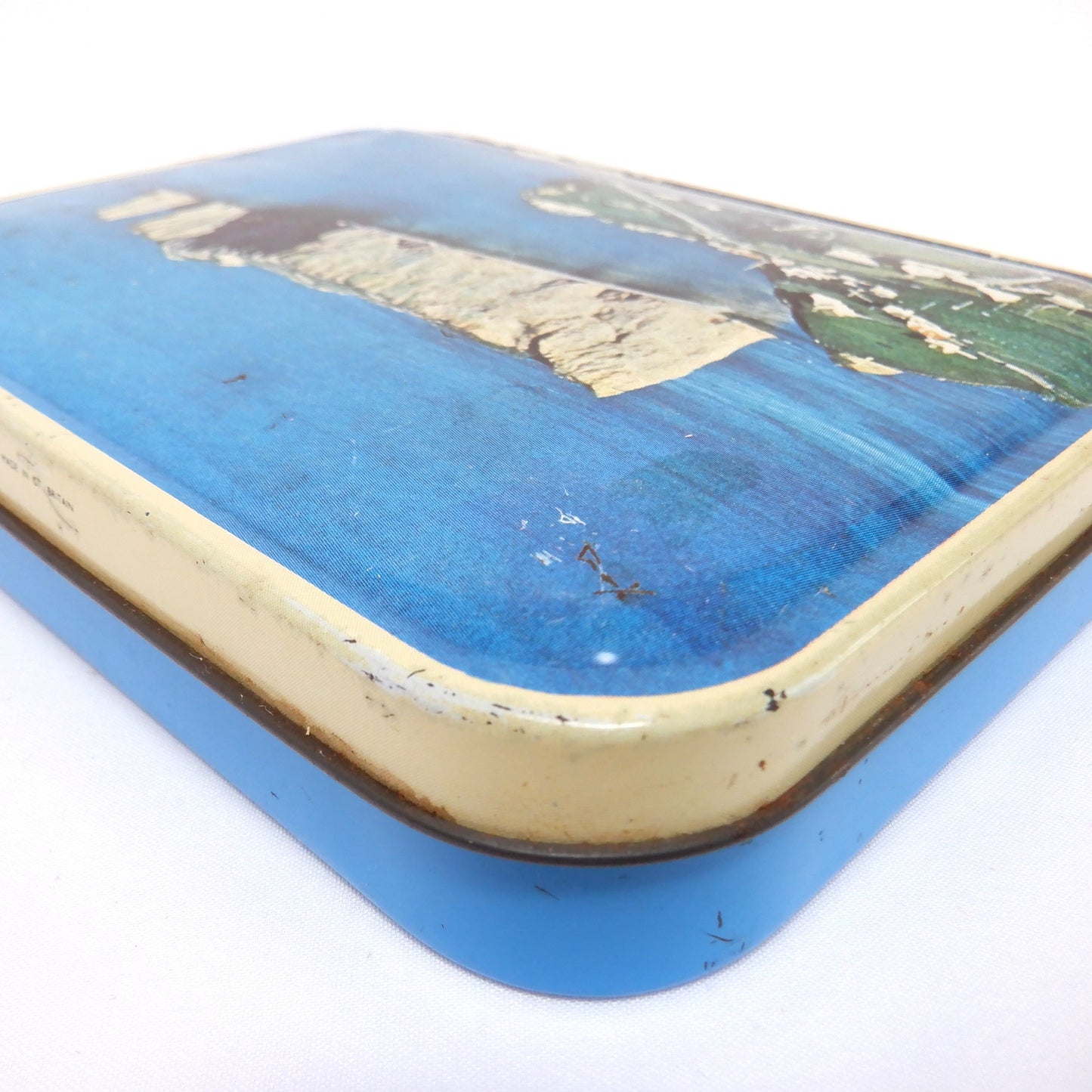 BLUE BIRD TOFFEE Vintage Tin: Perce Rock, Quebec, Canada #2