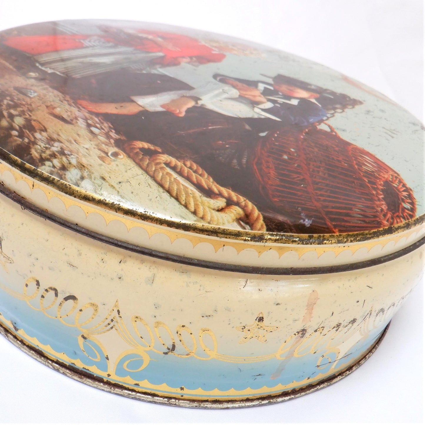 Vintage Tin Container by SCRIBBANS-KEMP BAKERIES of LONDON: 'The Young Bare-Footed Sailor & The Girlfriend'