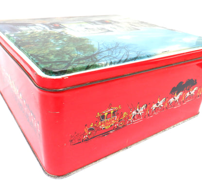 HRM's QUEEN ELIZABETH II WINDSOR CASTLE, Vintage Tin by Huntley & Palmer Biscuits #1