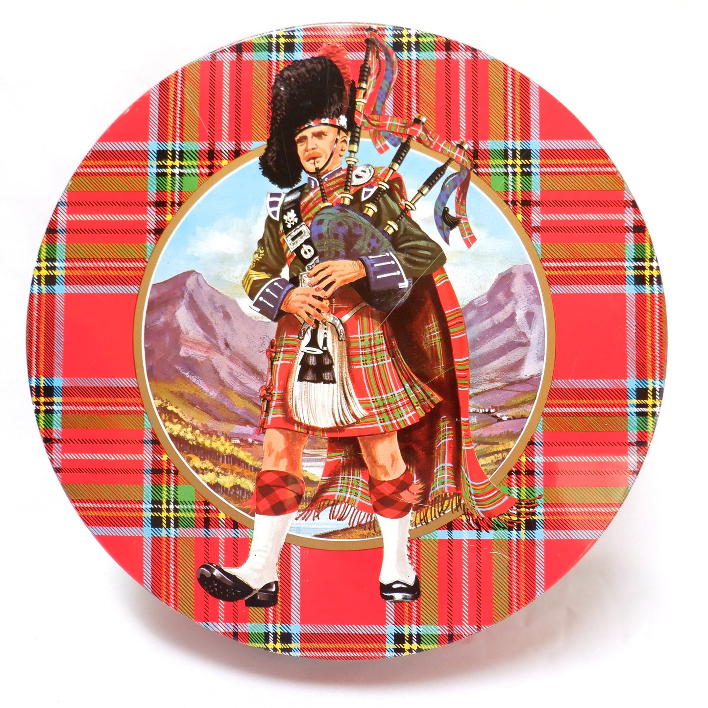 PEAK FREAN BISCUIT COMPANY LIMITED, presents a vintage cookie tin: 'ROYAL SCOTCH SHORTBREAD'