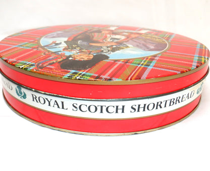 PEAK FREAN BISCUIT COMPANY LIMITED, presents a vintage cookie tin: 'ROYAL SCOTCH SHORTBREAD'