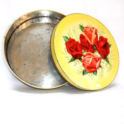 PEAK FREAN BISCUIT COMPANY LIMITED, presents a vintage Large Round Cookie Tin: 'THE FIVE-ROSE BOUQUET'