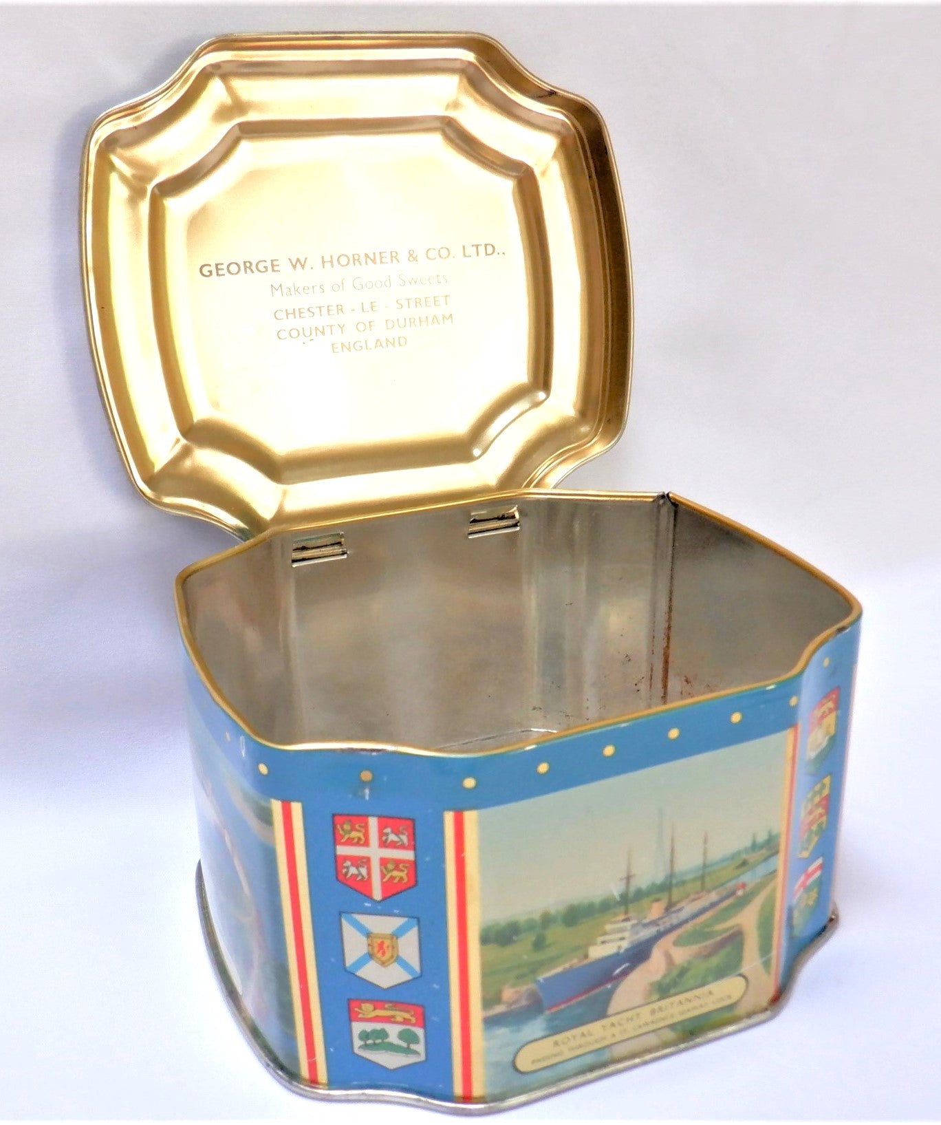 1959 QUEEN ELIZABETH II and PRINCE PHILLIP VINTAGE TIN CAN: 'Souvenir of the Opening of The Canadian St. Lawrence Seaway'