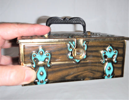 Old American Miniature Tin Can Strongbox: FLEUR-DE-LIS, HINGED, HASPED & HANDLED!