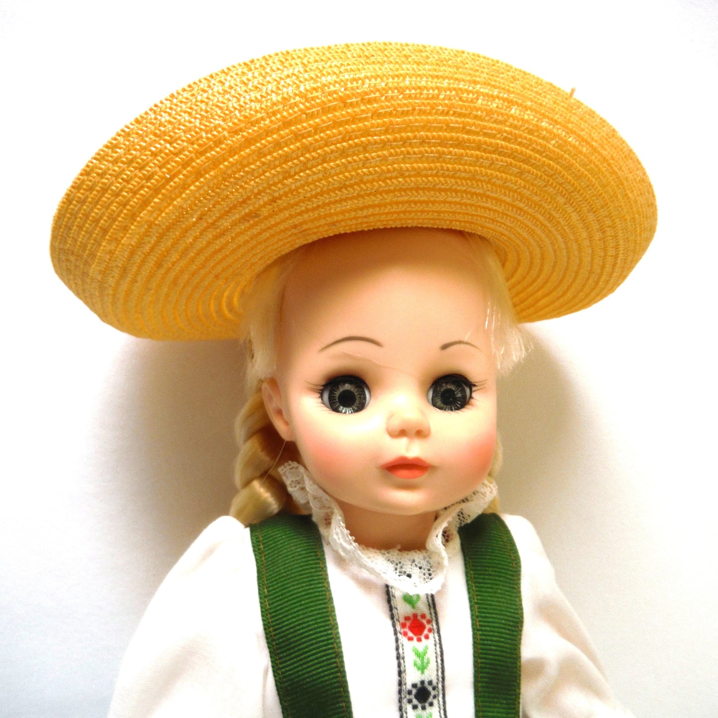 Vintage Madame Alexander Doll in the Character of HEIDI #1580, Mint Condition and in Original Box