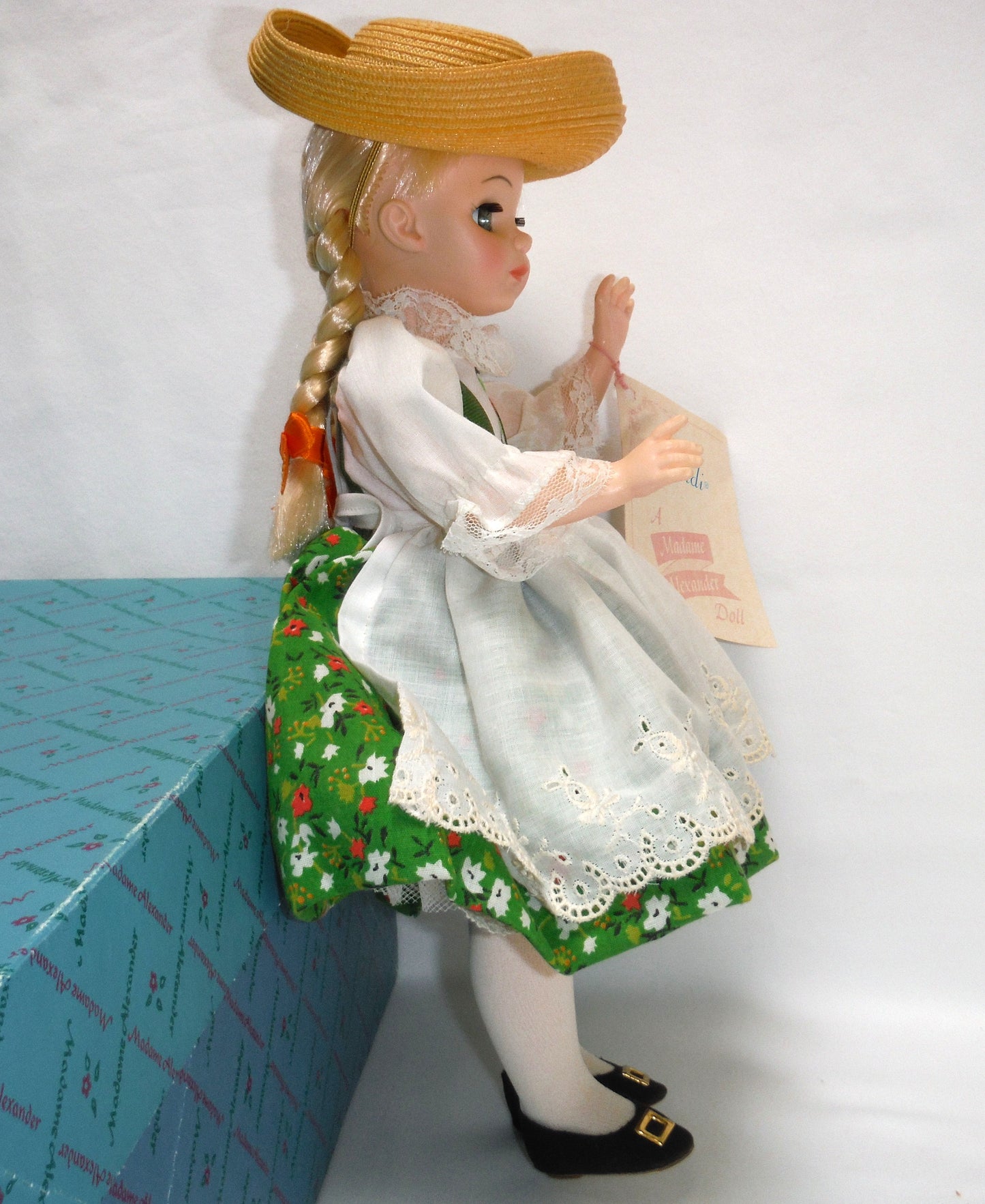 Vintage Madame Alexander Doll in the Character of HEIDI #1580, Mint Condition and in Original Box