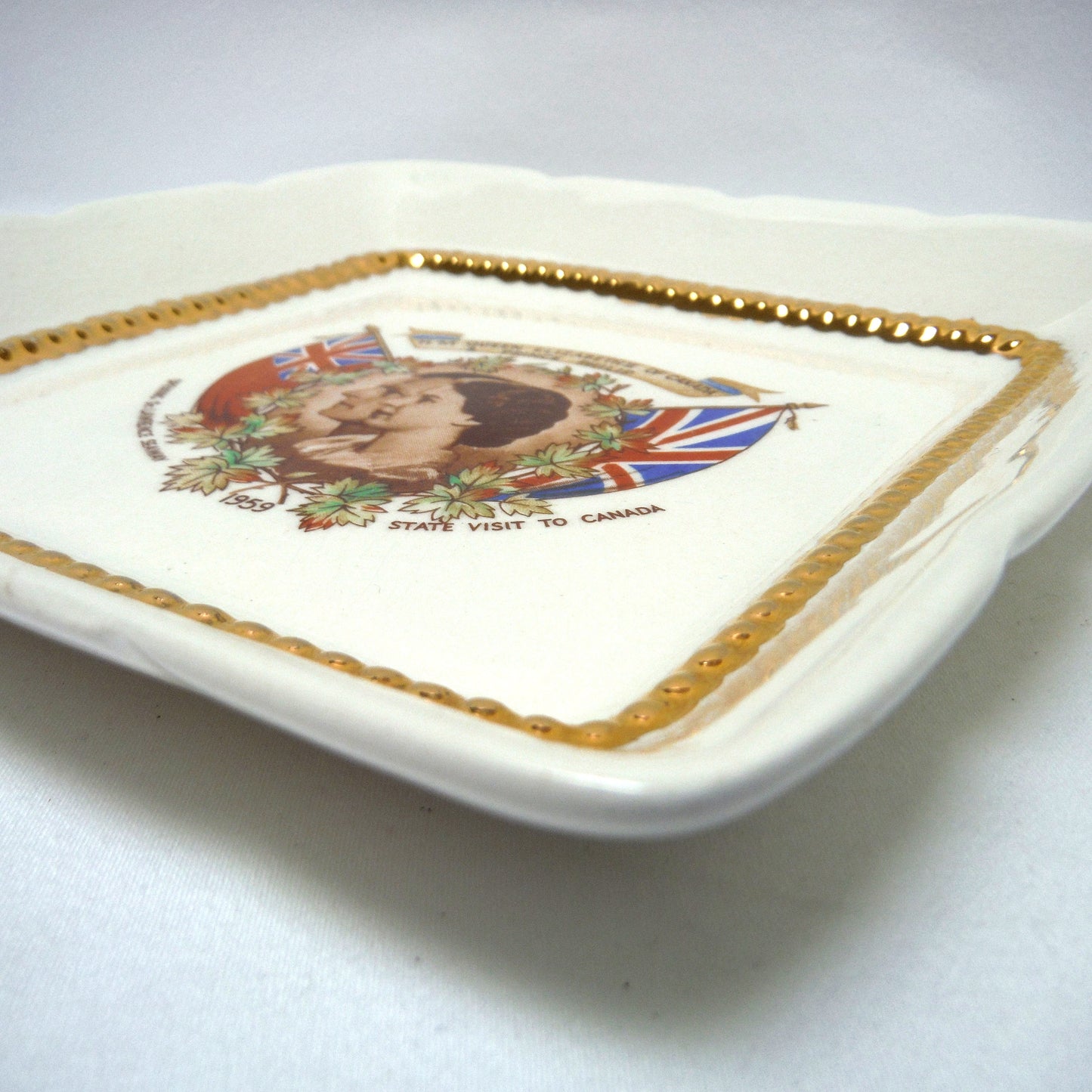 H.M. QUEEN ELIZABETH II and PRINCE PHILIP 1959 SQUARE PORTRAIT SOUVENIR TRAY: Celebration of The St. Lawrence Seaway Opening and State Visit To Canada