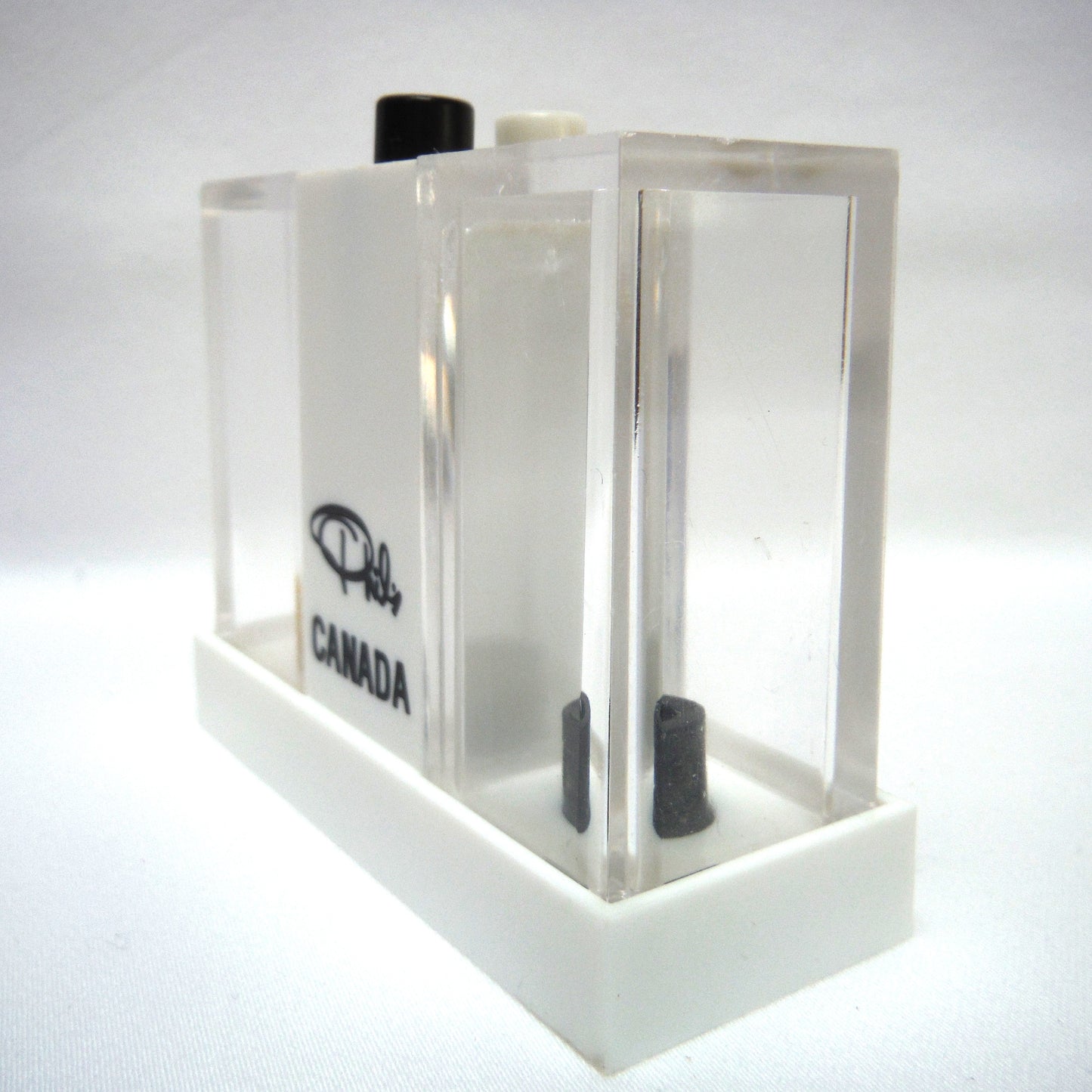 UNIQUE 1960'S FUTURISTIC STYLED SALT AND PEPPER SHAKER FROM PHIL'S PANCAKE HOUSE, ALBERTA CANADA!