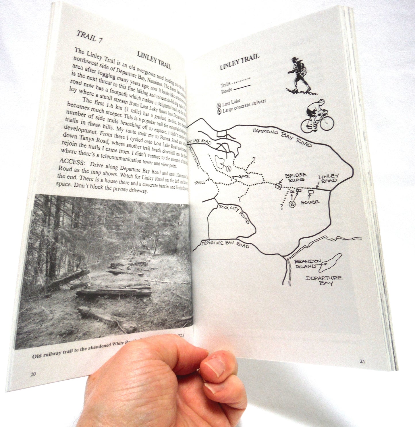 SOUTHERN VANCOUVER ISLAND HIKING TRAILS, 49 Adventure Trails For People of All Ages, by Fred Rogers (1995 1st Ed.)