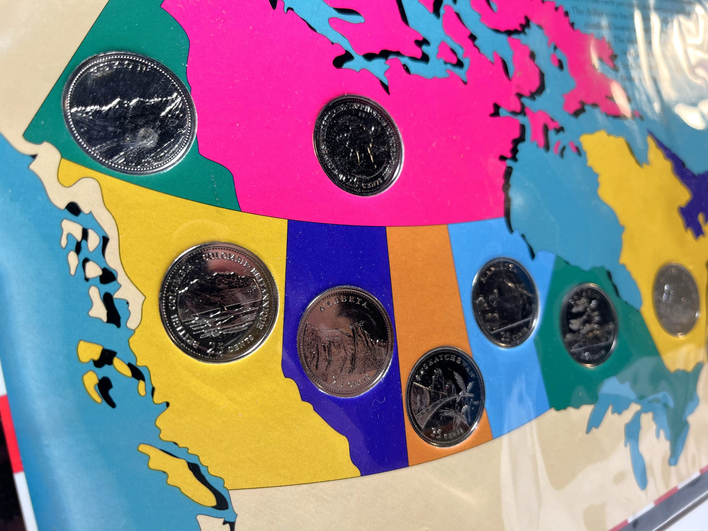 1992 Canadian 13-Coin Set Celebrating CANADA 125th ANNIVERSARY of CONFEDERATION: Incudes 12-Provincial Quarters and $1 Parliament Loonie Set