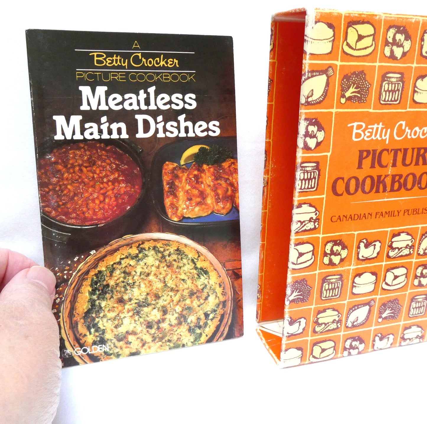 Vintage Betty Crocker's Picture Cookbook 8-Volume Boxed Set, Canadian Family Publishers by Golden Press (1982 1st. Ed)