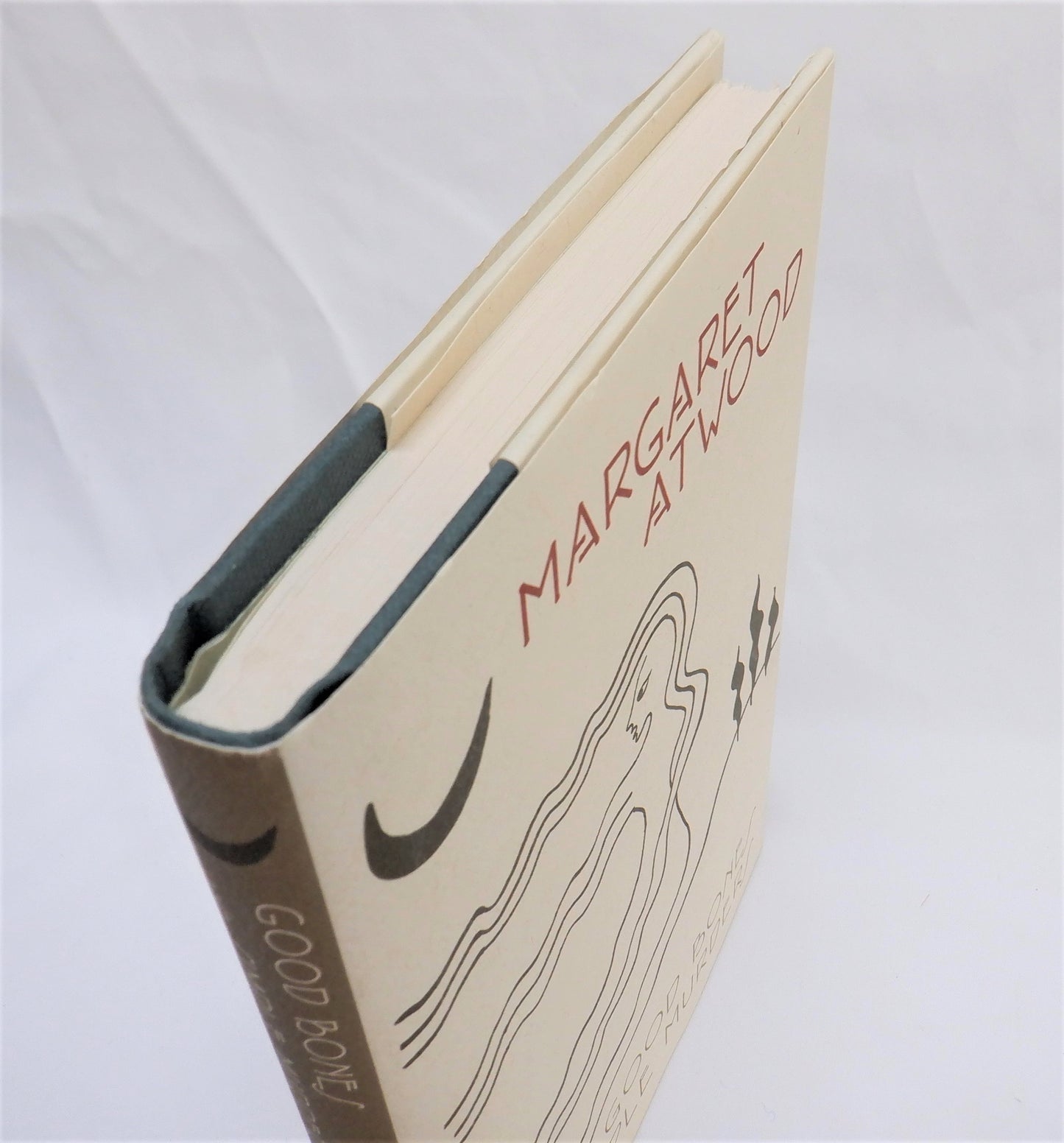 GOOD BONES AND SIMPLE MURDERS, Short Stories by Margaret Atwood (1994 1st Ed.)