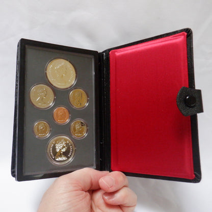 1980 Double Dollar 7-Coin CDN Prestige Set: CANADIAN ARCTIC TERRITORIES