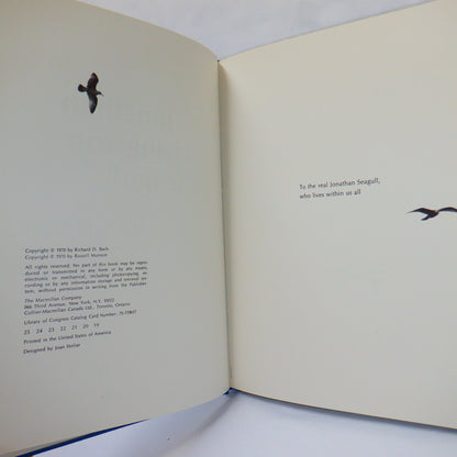 JONATHAN LIVINGSTON SEAGULL, A RARE Special Slipcover Edition by Richard Bach (1970 1st Ed.)