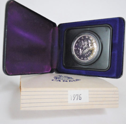 1976 Canadian $1 VOYAGEUR Brilliant Uncirculated Nickel Dollar Coin w/case.